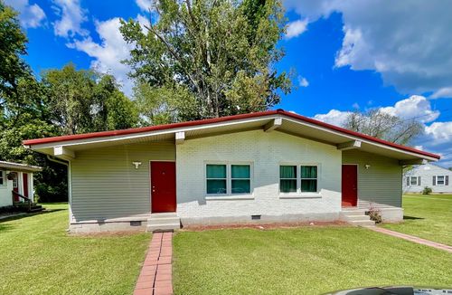 101 Chamberlain Cir, Tullahoma, TN, 37388-4011 | Card Image