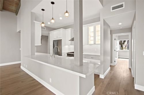 2219 Fiesta, Newport Beach, CA, 92660-4010 | Card Image