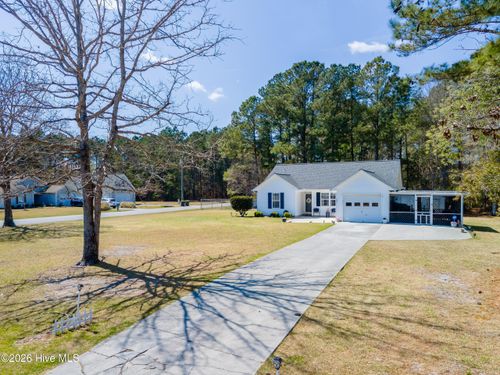 201 Blueberry Ct, Hubert, NC, 28539-4082 | Card Image