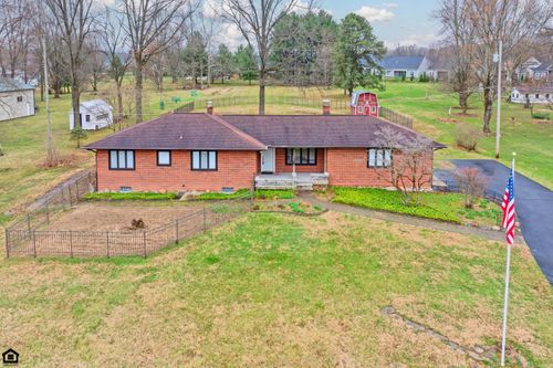 6982 Lee Rd, Westerville, OH, 43081-9556 | Card Image