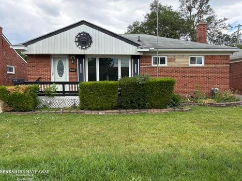 26125 Huntington St, Roseville, MI, 48066-3410 | Card Image