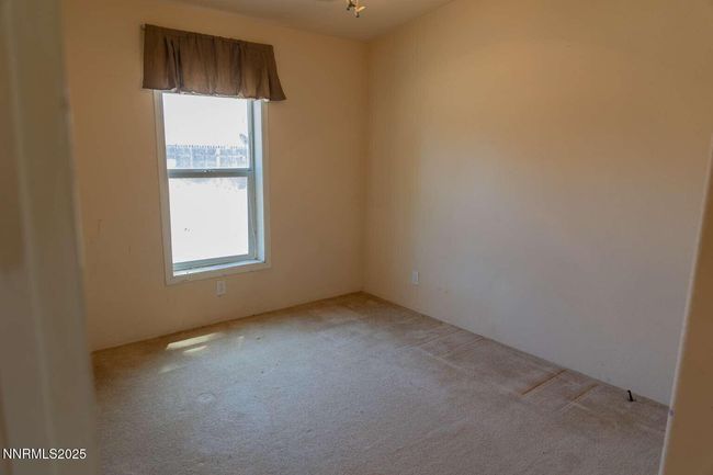 6295 Nugget Dr, House other with 3 bedrooms, 2 bathrooms and 2 parking in Winnemucca NV | Image 5