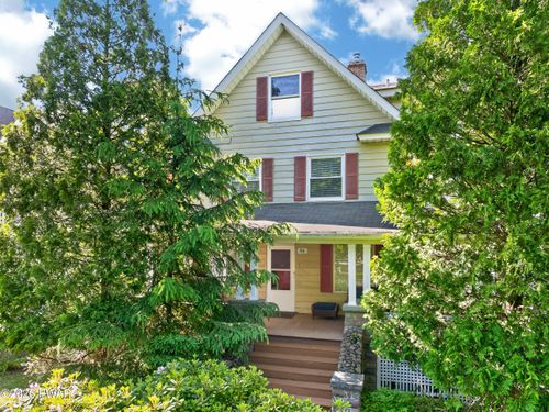 46 Fairview Avenue, Mount Pocono, PA, 18344 | Card Image