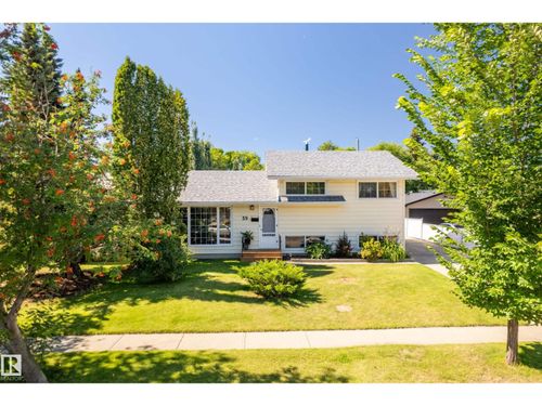 39 Salisbury Ave, St. Albert, AB, T8N0M2 | Card Image