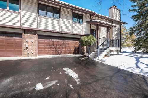 a-3112 Farnum Dr, Eagan, MN, 55121-1921 | Card Image