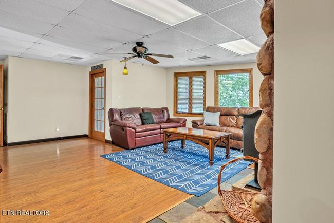 128 Fox Ln, House other with 3 bedrooms, 3 bathrooms and null parking in La Follette TN | Image 37