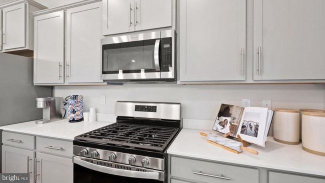 16613 Green Glade Dr, Townhouse with 3 bedrooms, 4 bathrooms and null parking in BRANDYWINE MD | Image 16