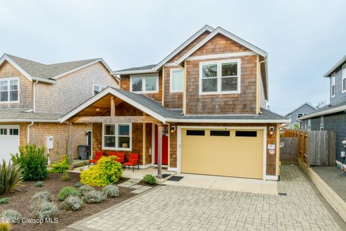 209 3rd St S, Manzanita, OR, 97130-9179 | Card Image