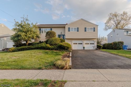 286 Harris Ave, Middlesex, NJ, 08846-1907 | Card Image