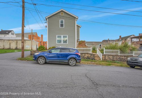1012 Oxford St, Scranton, PA, 18504-2620 | Card Image