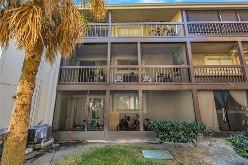 8b2-6308 Newtown Cir, Tampa, FL, 33615-3605 | Card Image