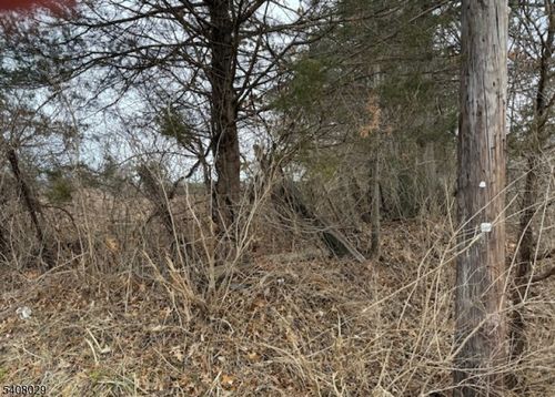 23 Coddington Rd, Whitehouse Station, NJ, 08889-3630 | Card Image