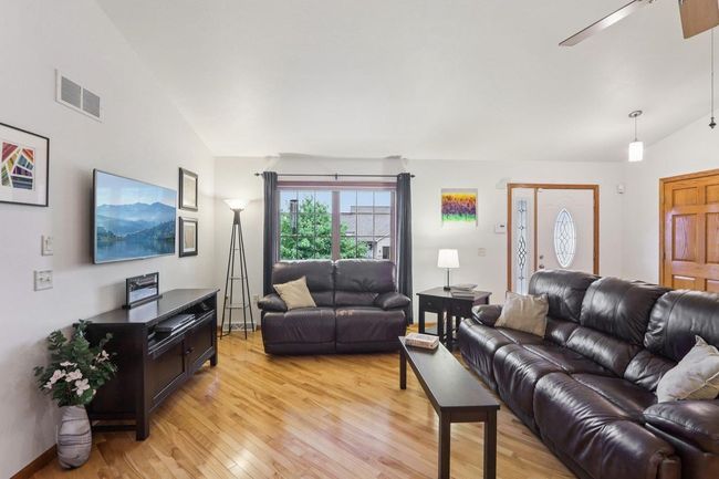 3176 Weybridge Drive, House other with 4 bedrooms, 3 bathrooms and null parking in Sun Prairie WI | Image 10