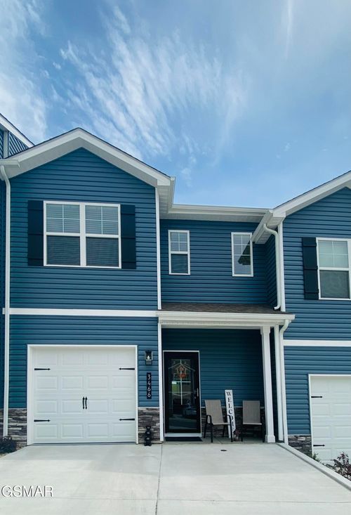 3466 Tyee Crossing Way, Kodak, TN, 37764-2082 | Card Image