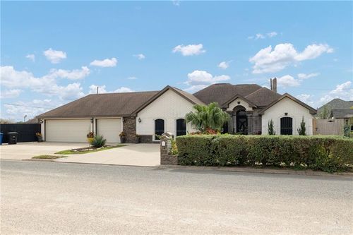 4125 Gumwood Cir, McAllen, TX, 78501-8196 | Card Image