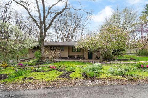 1 Wimpole St, Wooster, OH, 44691-1755 | Card Image