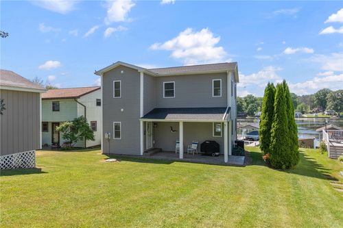 8249 Dogwood Rd, Wolcott, NY, 14590-9402 | Card Image