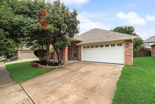 8404 Blacktail Trl, Mckinney, TX, 75070-7918 | Card Image