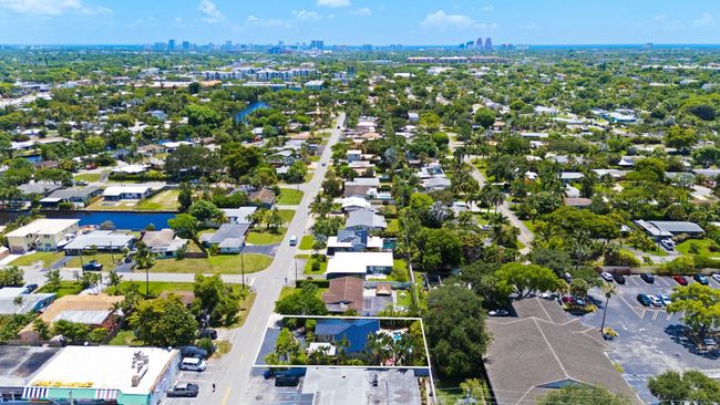 8 Ne 29 Th St, House other with 3 bedrooms, 2 bathrooms and null parking in Wilton Manors FL | Image 31