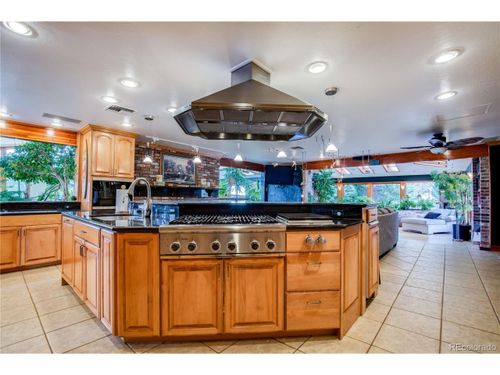 8280 Queen St, Arvada, CO, 80005-2052 | Card Image