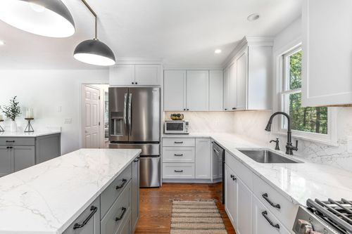 11 Deer Hollow Rd, Forestdale, MA, 02644-1713 | Card Image