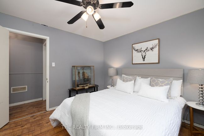 1707 Hansuld St, Home with 6 bedrooms, 2 bathrooms and 4 parking in London ON | Image 25