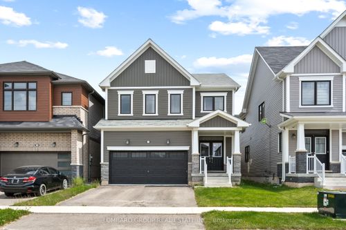 212 Vanilla Trail, Thorold, ON, L2V0L3 | Card Image