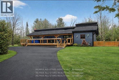 28 Pine Ridge Road, Kawartha Lakes (Laxton/Digby/Longford), ON, K0M2L0 | Card Image