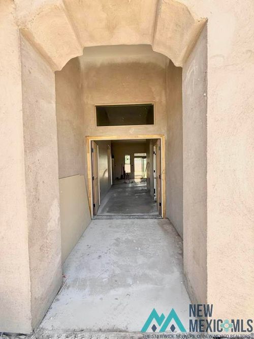 708 Ruby, Carlsbad, NM, 88220 | Card Image