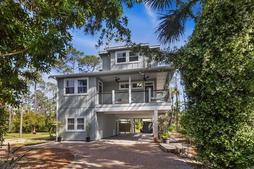 825 E Pine Ave, Saint George Island, FL, 32328-2902 | Card Image