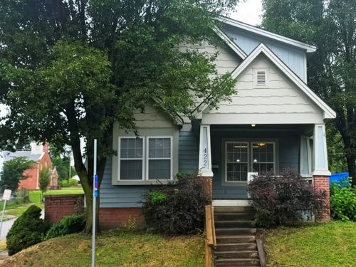 422 S 22nd St, Saint Joseph, MO, 64501-3103 | Card Image