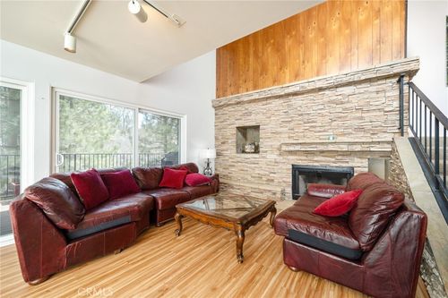 14-966 Willow Creek Rd, Lake Arrowhead, CA, 92352 | Card Image