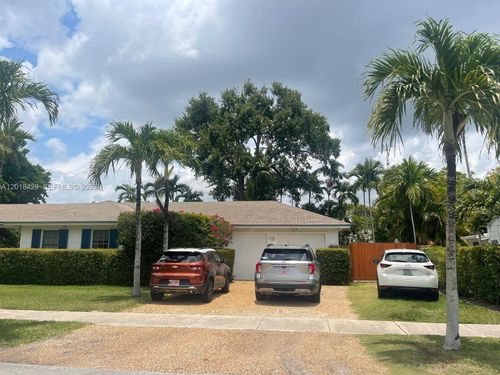 a-3531 Sw 13th St, Miami, FL, 33145-1005 | Card Image