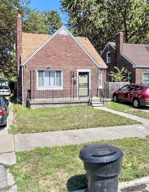5566 Lakepointe St, Detroit, MI, 48224-3011 | Card Image