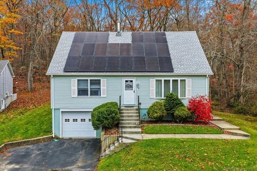 198 Dartmouth Dr, Mystic, CT, 06355-1343 | Card Image