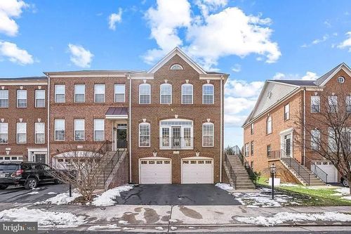 24689 Siltstone Sq, ALDIE, VA, 20105-3004 | Card Image