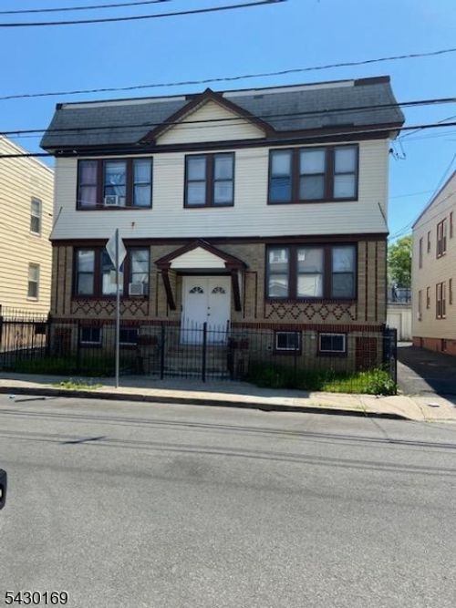 328 Ellery Ave, Newark, NJ, 07106-2913 | Card Image