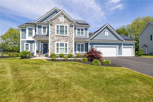 8 Ravenna Crescent, Pittsford, NY, 14534 | Card Image