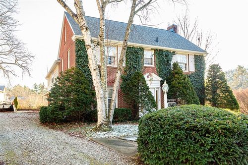 851 Park Blvd, Wooster, OH, 44691-2837 | Card Image