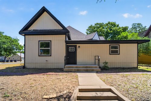 314 N Anglin St, Cleburne, TX, 76031-4135 | Card Image