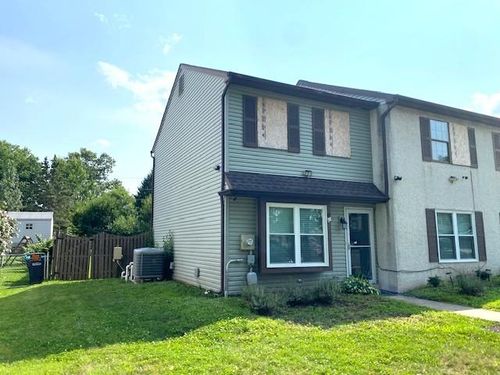 103 Redwood Dr, QUAKERTOWN, PA, 18951-3502 | Card Image