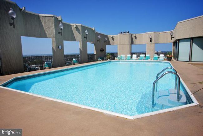 11J - 2018 Walnut St, Condo with 1 bedrooms, 1 bathrooms and null parking in PHILADELPHIA PA | Image 12