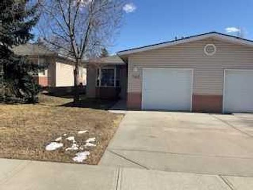 140 Dovista Crt Se, Calgary, AB, T2B3P4 | Card Image