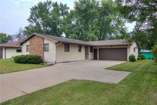 202 E Hamilton Ave, Eau Claire, WI, 54701-7267 | Card Image