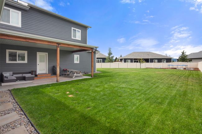 Spacious back yard. offers room for all events. | Image 7