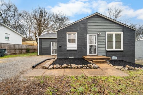 1467 Snell Blvd, Nashville, TN, 37218-3147 | Card Image