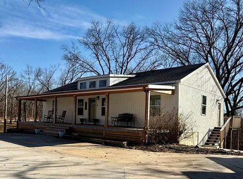 2010 Cherry St, Seneca, MO, 64865-9339 | Card Image