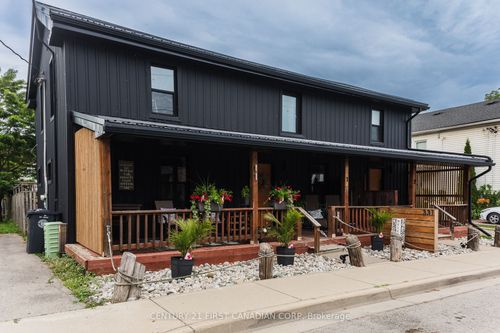331 Erie St, Port Stanley, ON, N5L1E3 | Card Image