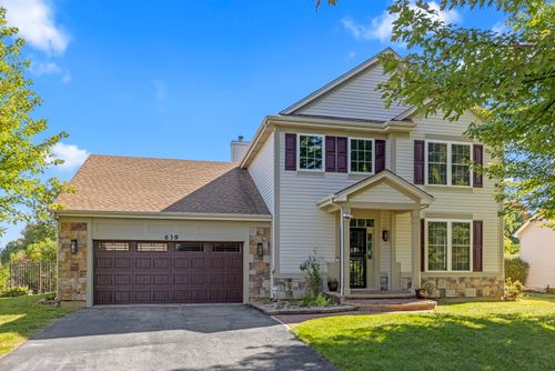 639 Vista Dr, Oswego, IL, 60543-8129 | Card Image