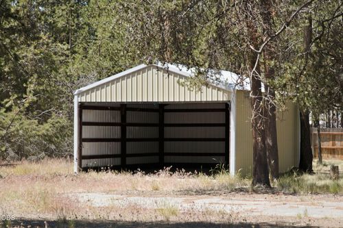 52525 River Pine Rd, La Pine, OR, 97739-9515 | Card Image